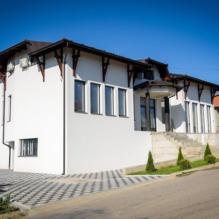 Aparthotel Prenociste Adria à Vranje Extérieur photo